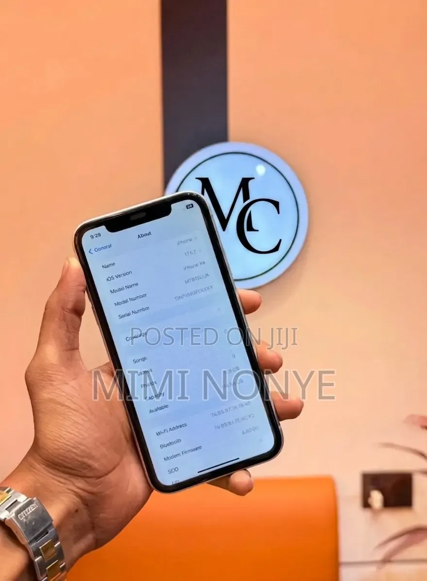 Apple iPhone XR 64 GB White
