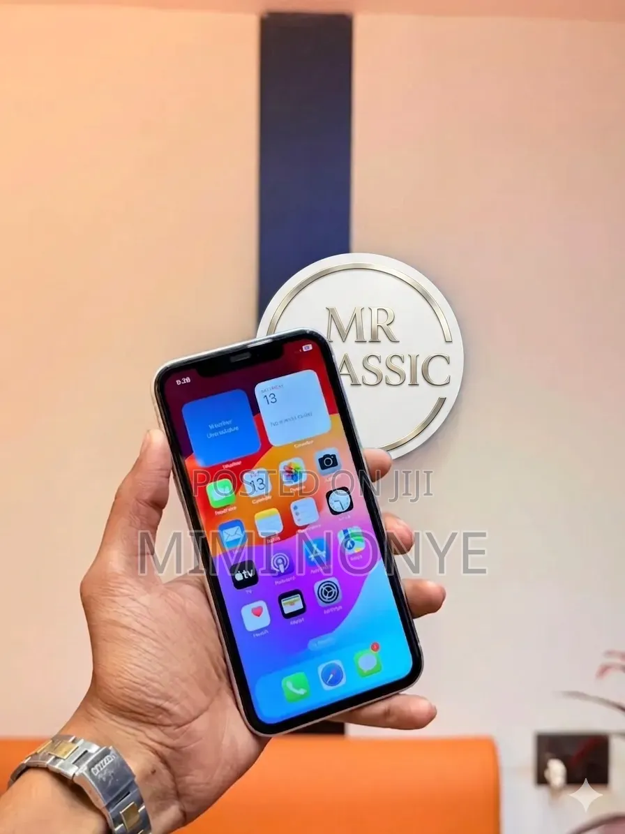 Apple iPhone XR 64 GB White