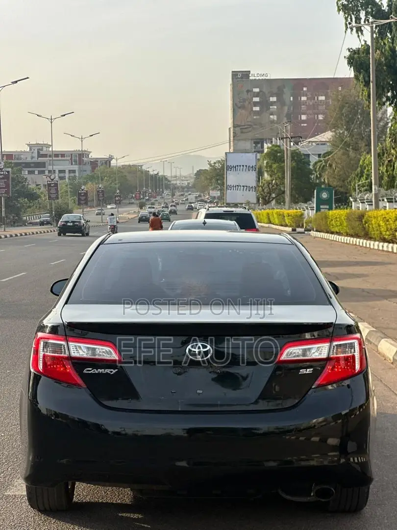 Toyota Camry SE Sport 4dr Sedan (2.5L 4cyl 6A) 2014 Black
