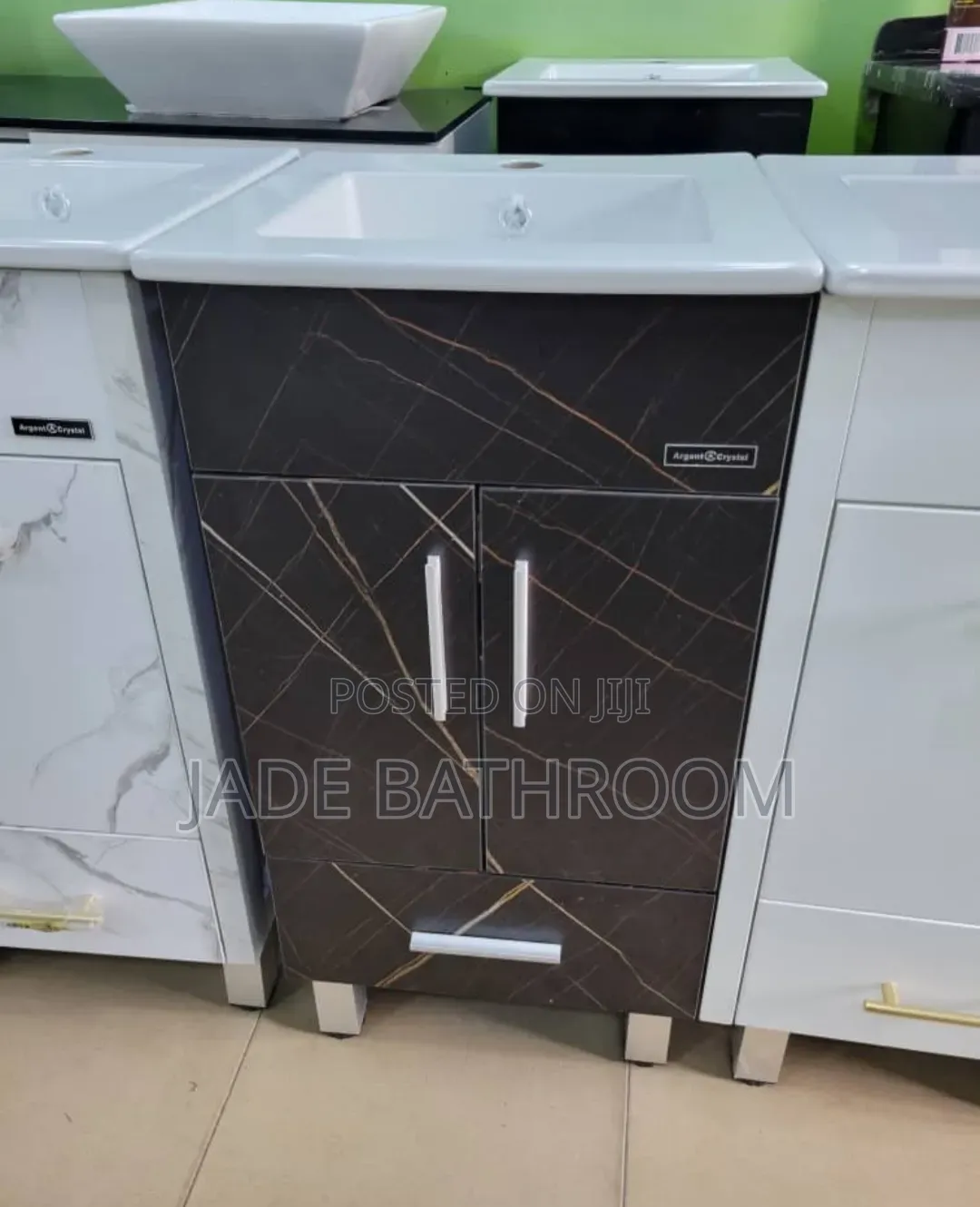 Cabinet Basin