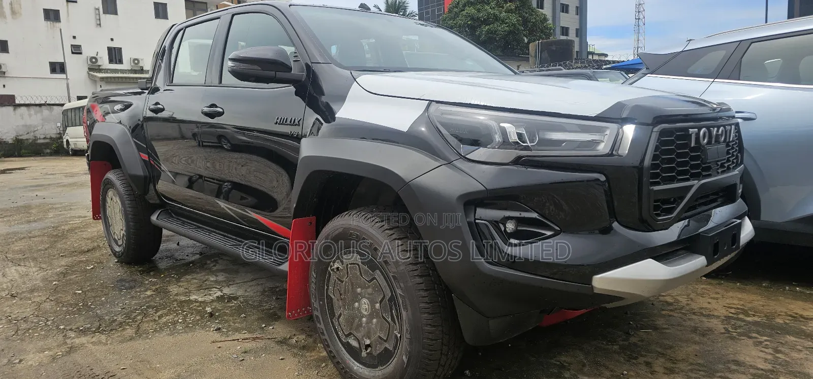New Toyota Hilux 2026 Black