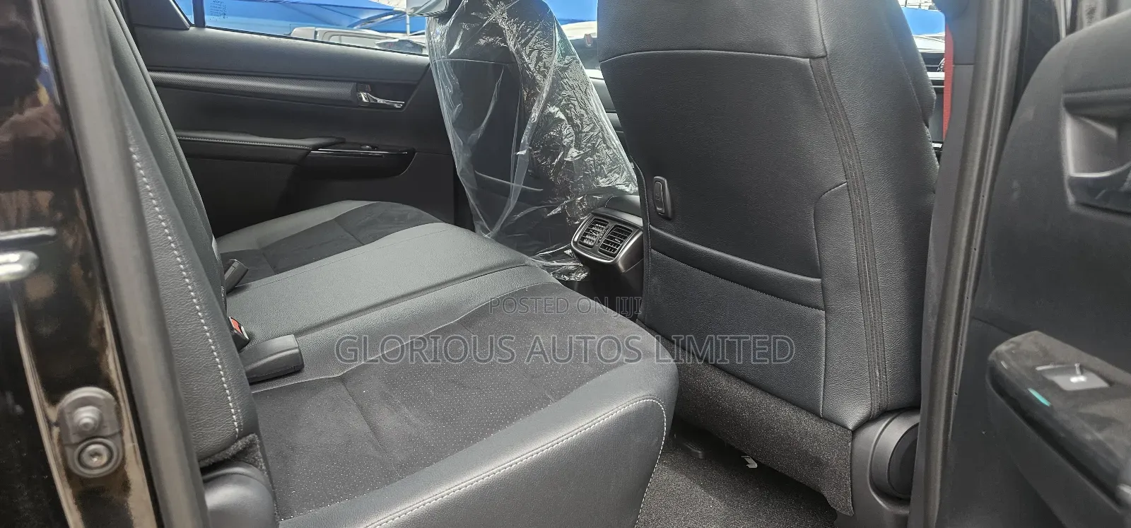 New Toyota Hilux 2026 Black