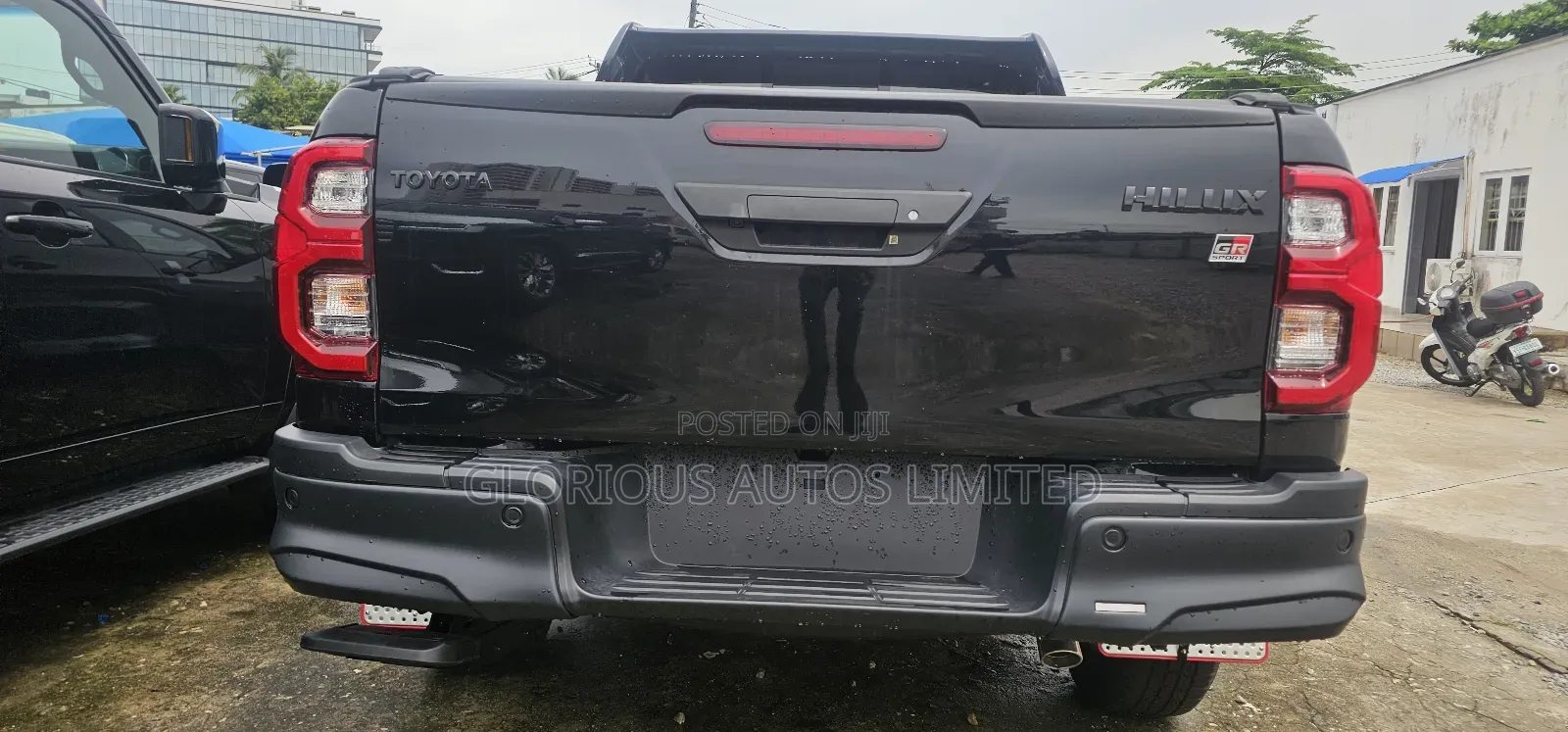 New Toyota Hilux 2026 Black