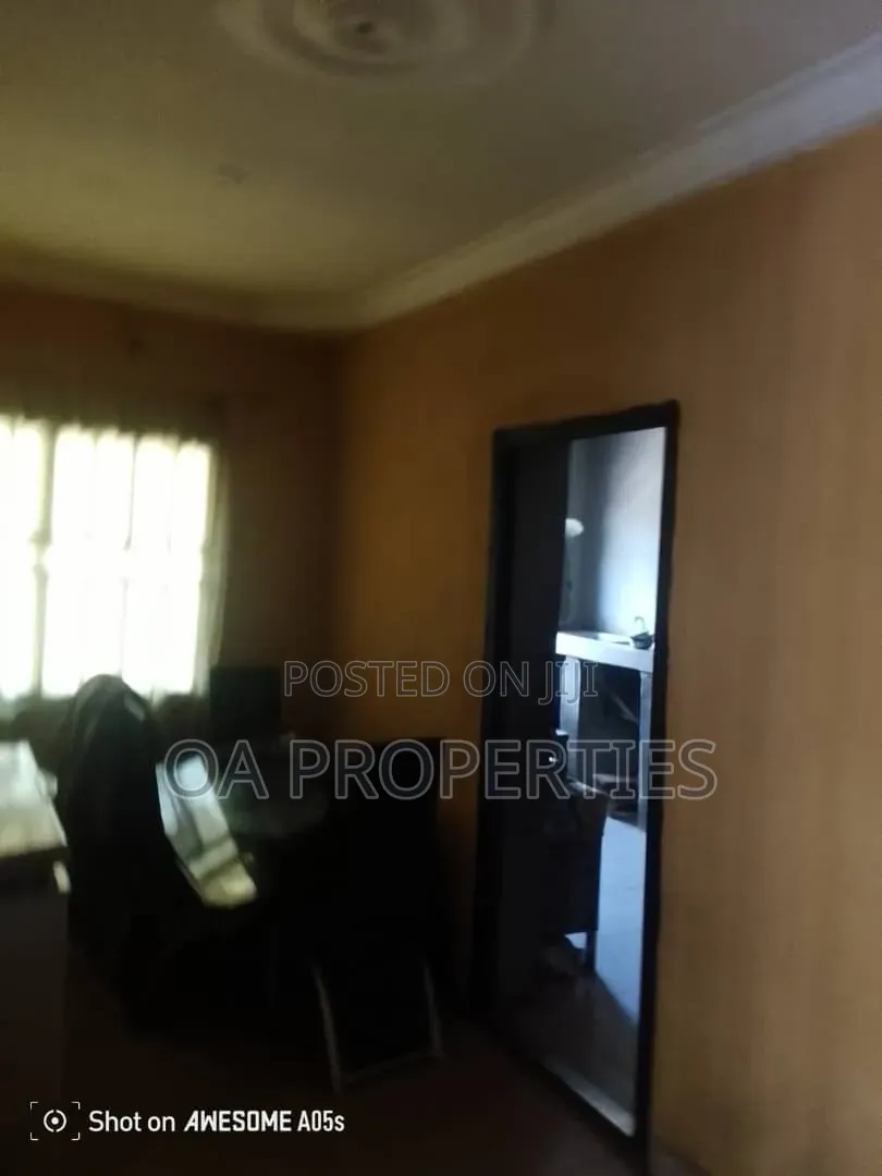 4bdrm Bungalow in Ajibade Moniya, Ibadan for sale