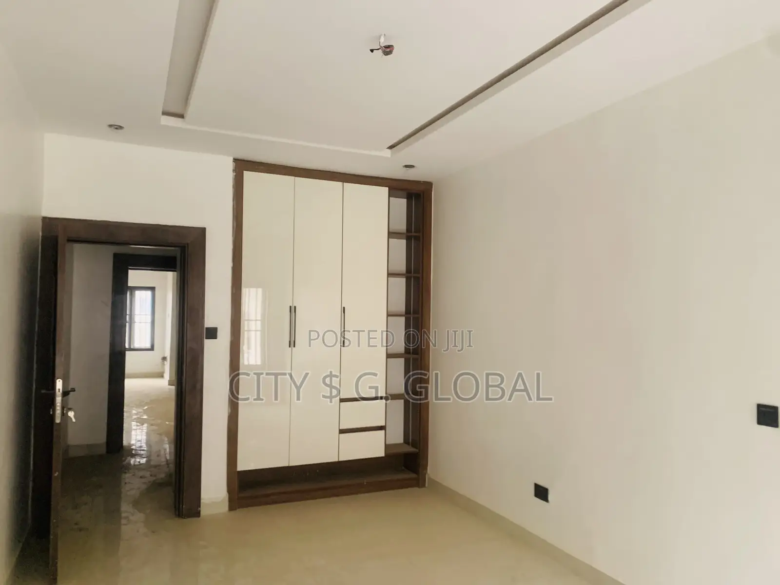 A Luxury 4 Bedroom Terrance Duplex With Bq