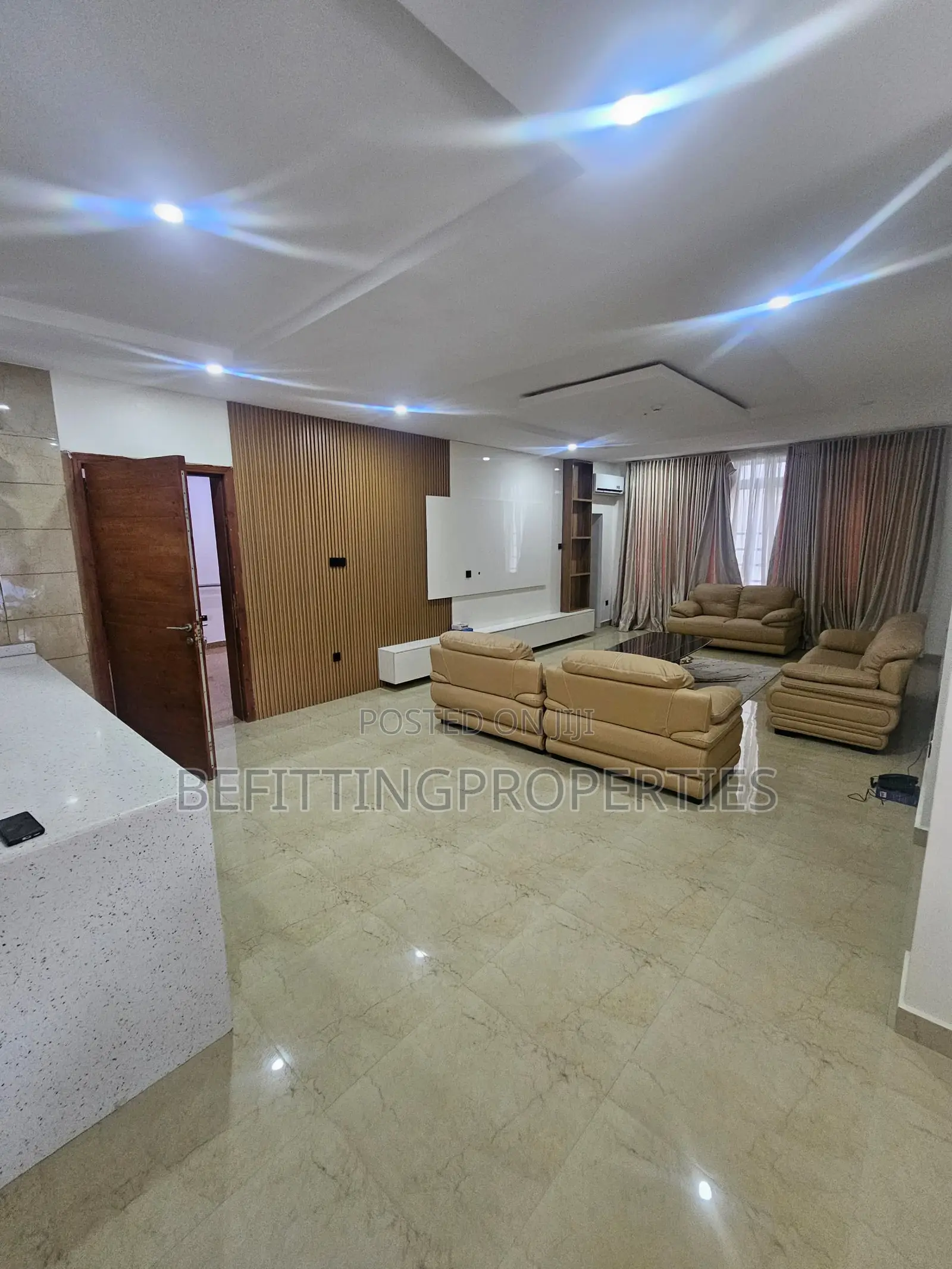 Furnished 3bdrm Apartment in Victoria Island for sale