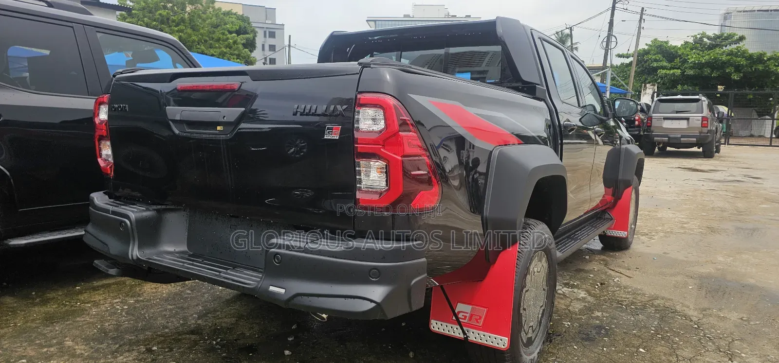 New Toyota Hilux 2026 Black