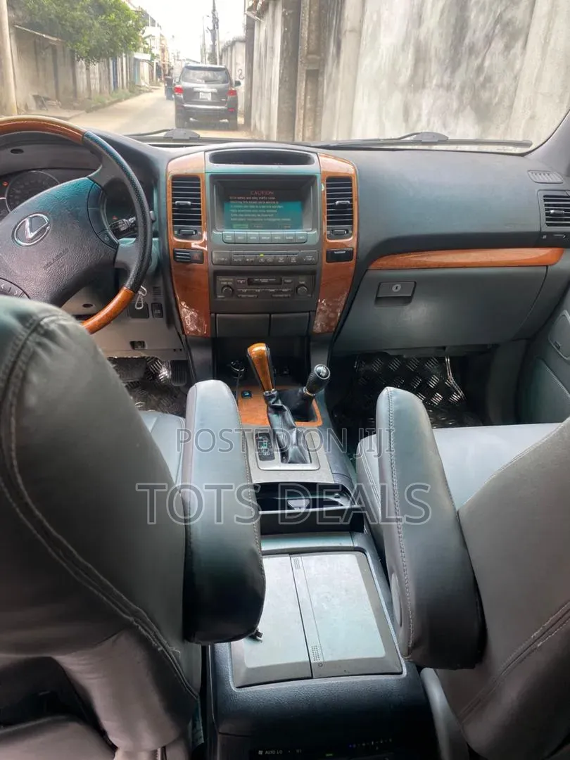Lexus GX 470 Sport Utility 2005 Gray