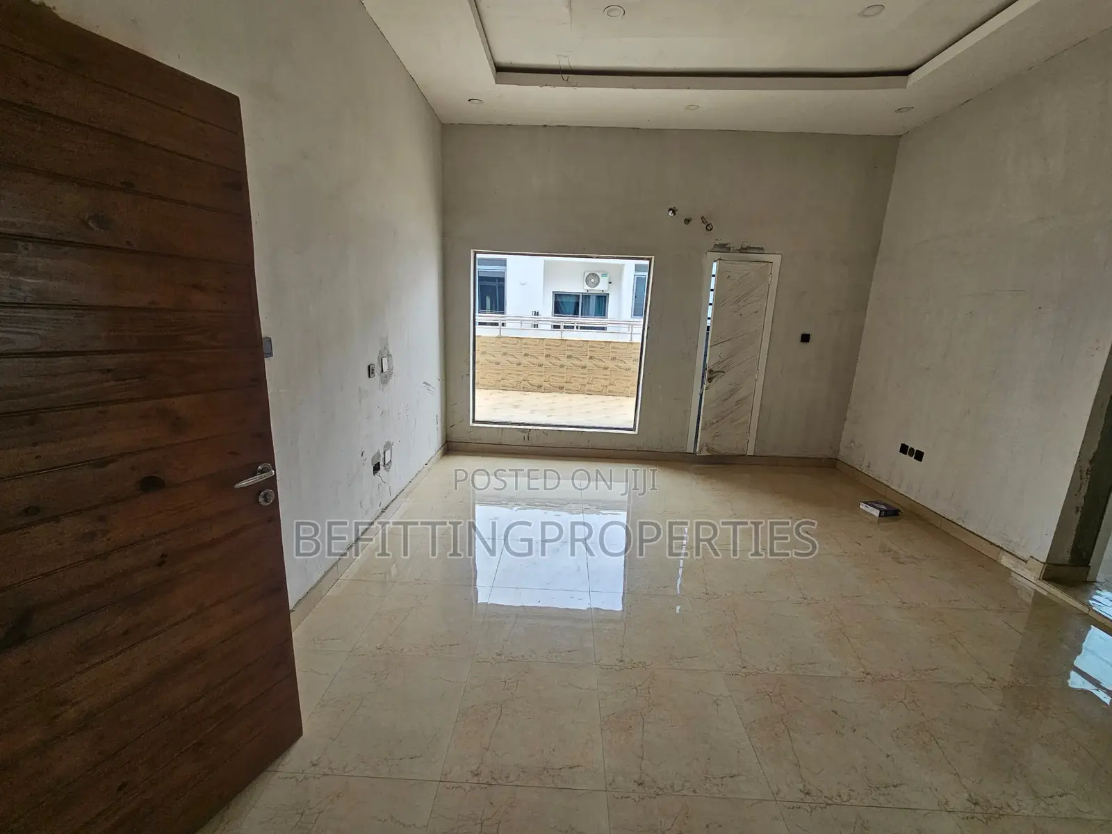 3bdrm Apartment in Victoria Island for sale