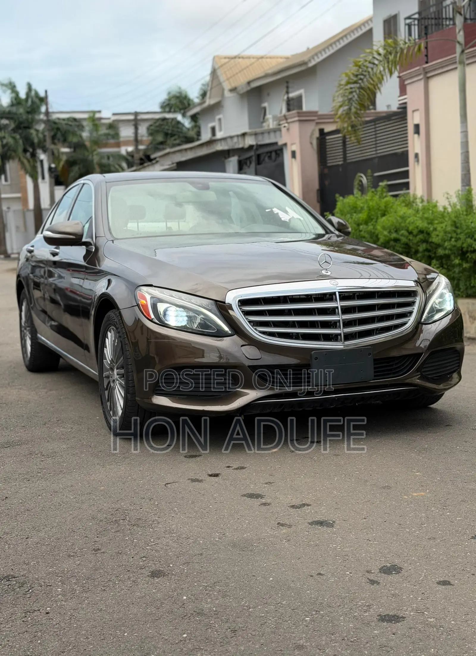 Mercedes-Benz C300 2015 Brown