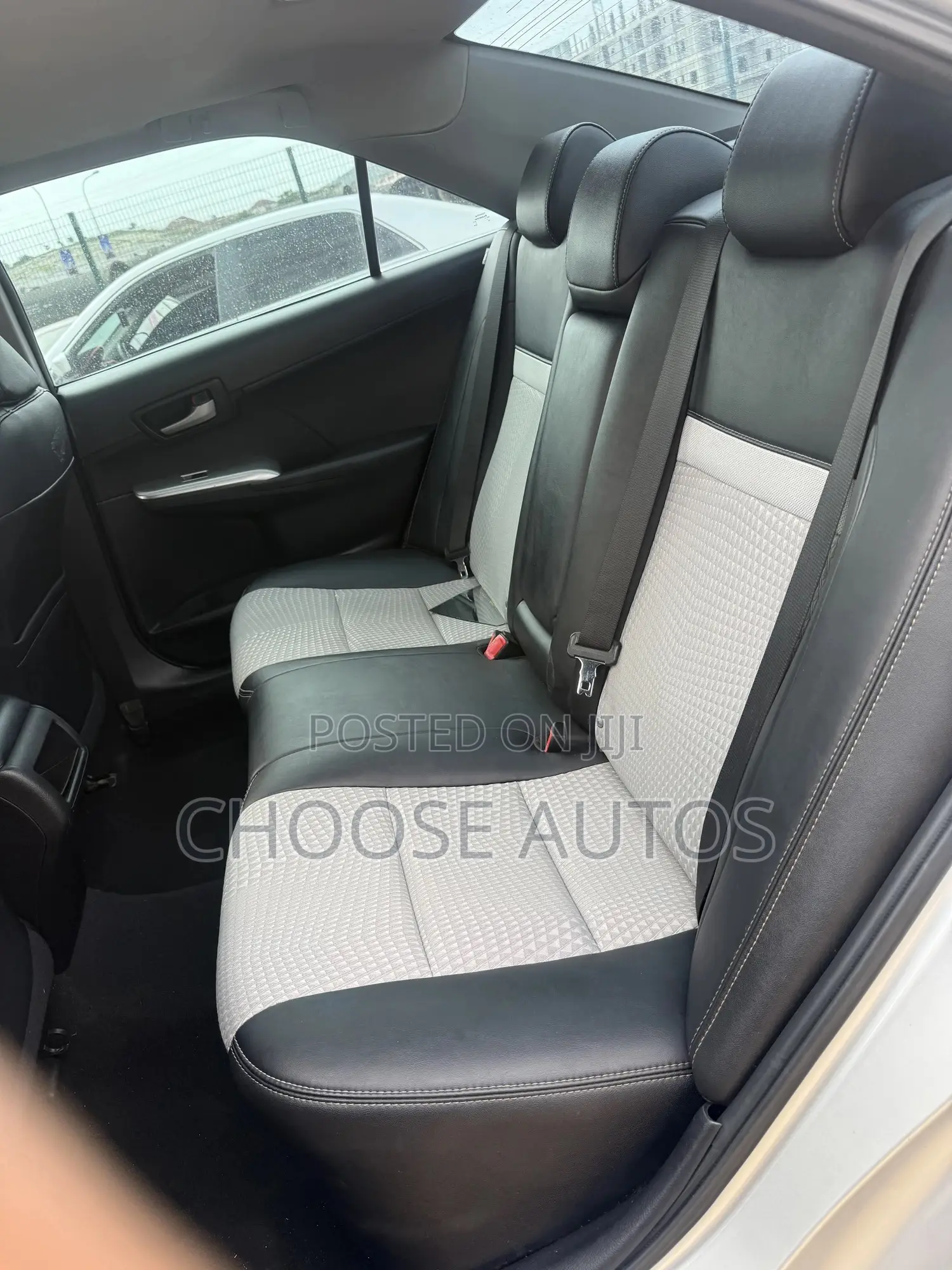Toyota Camry SE Sport 4dr Sedan (2.5L 4cyl 6A) 2014 Silver