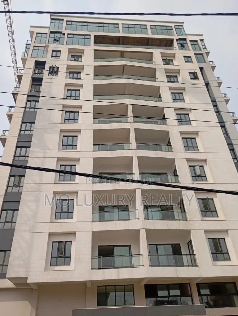 4bdrm Apartment in Old Ikoyi for rent