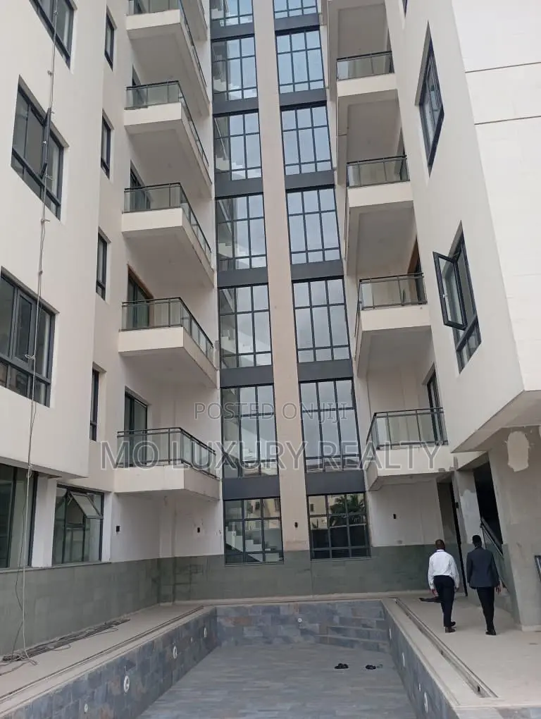 4bdrm Apartment in Old Ikoyi for rent