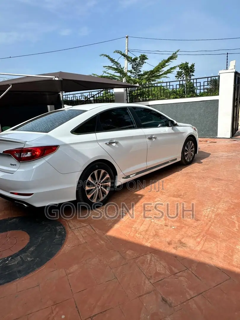 Hyundai Sonata Sport 4dr Sedan (2.4L 4cyl 6A) 2015 White