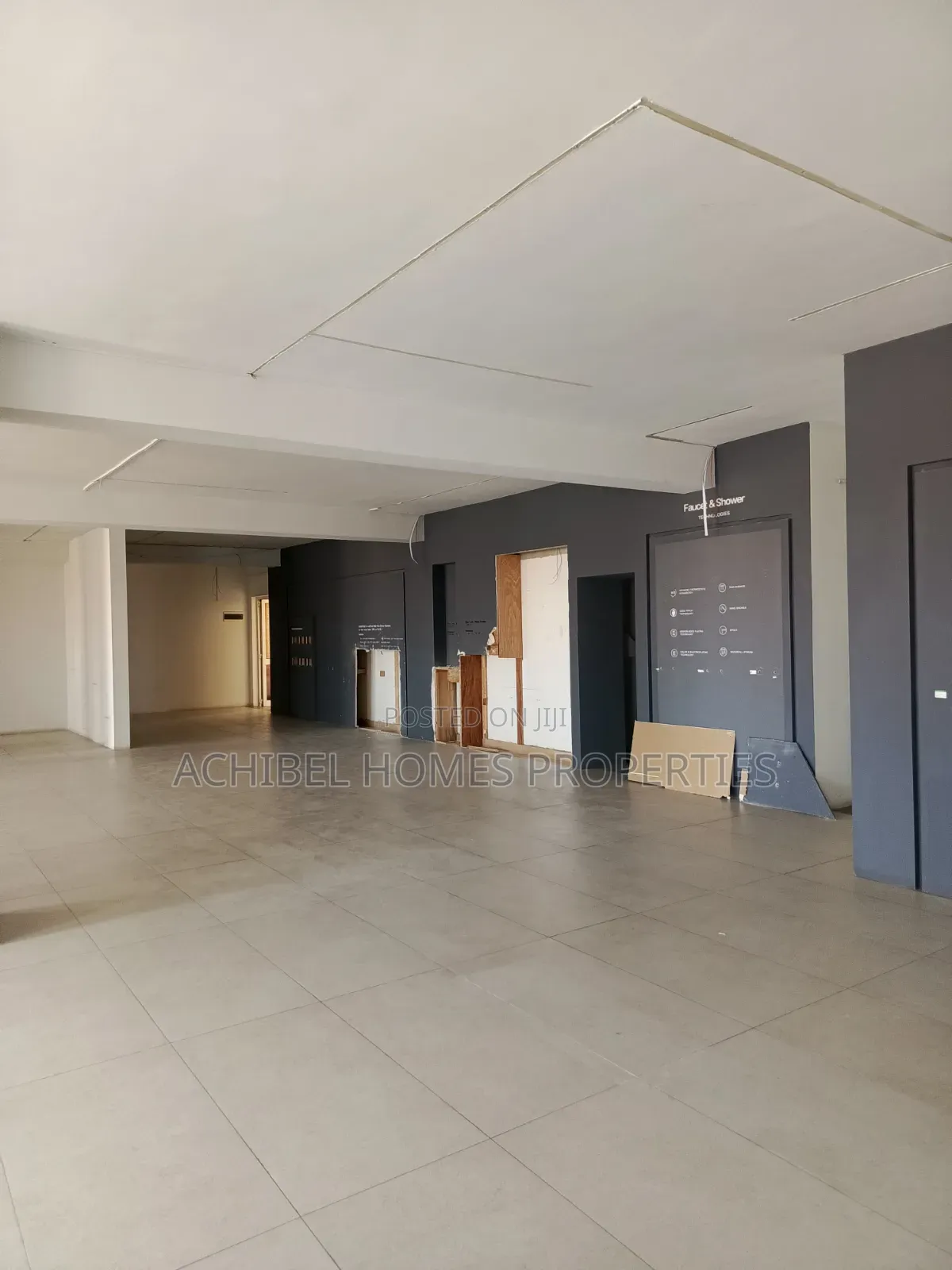 295 Square Meter Office Space at Igbo-Efon