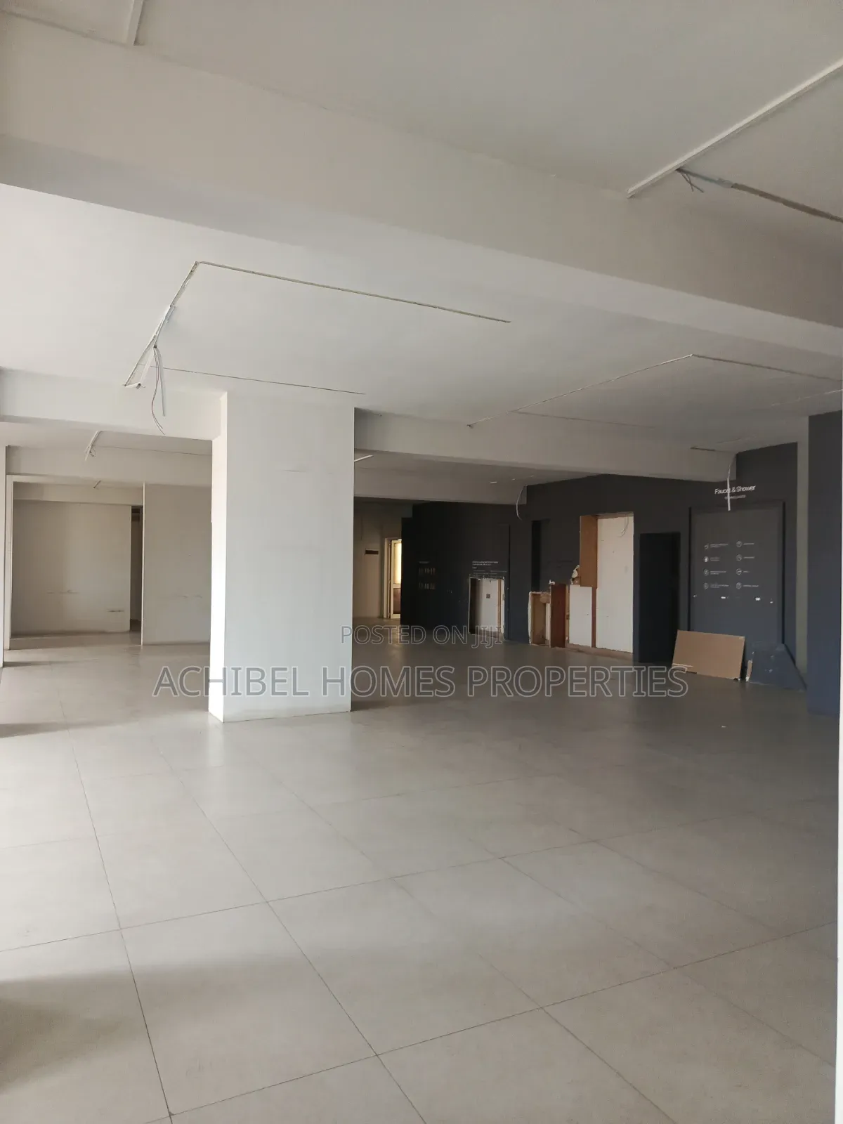 295 Square Meter Office Space at Igbo-Efon