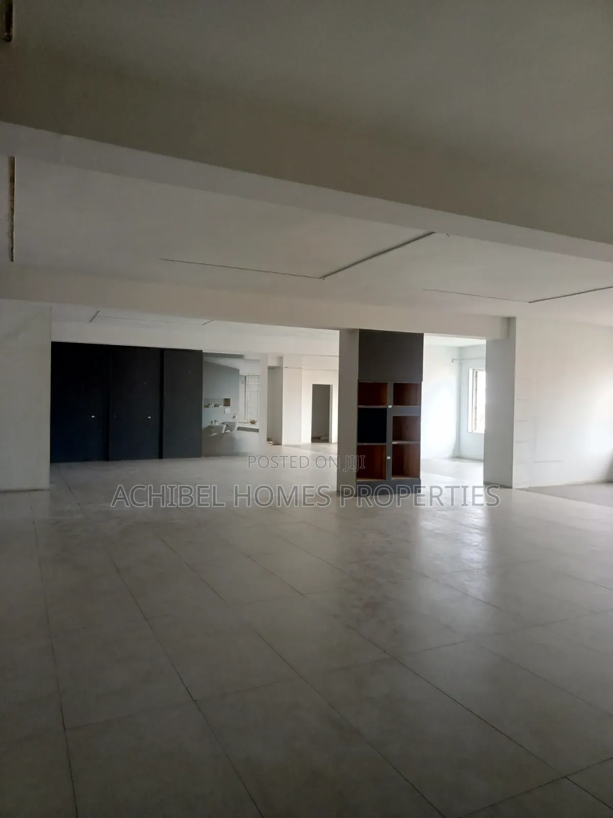 295 Square Meter Office Space at Igbo-Efon