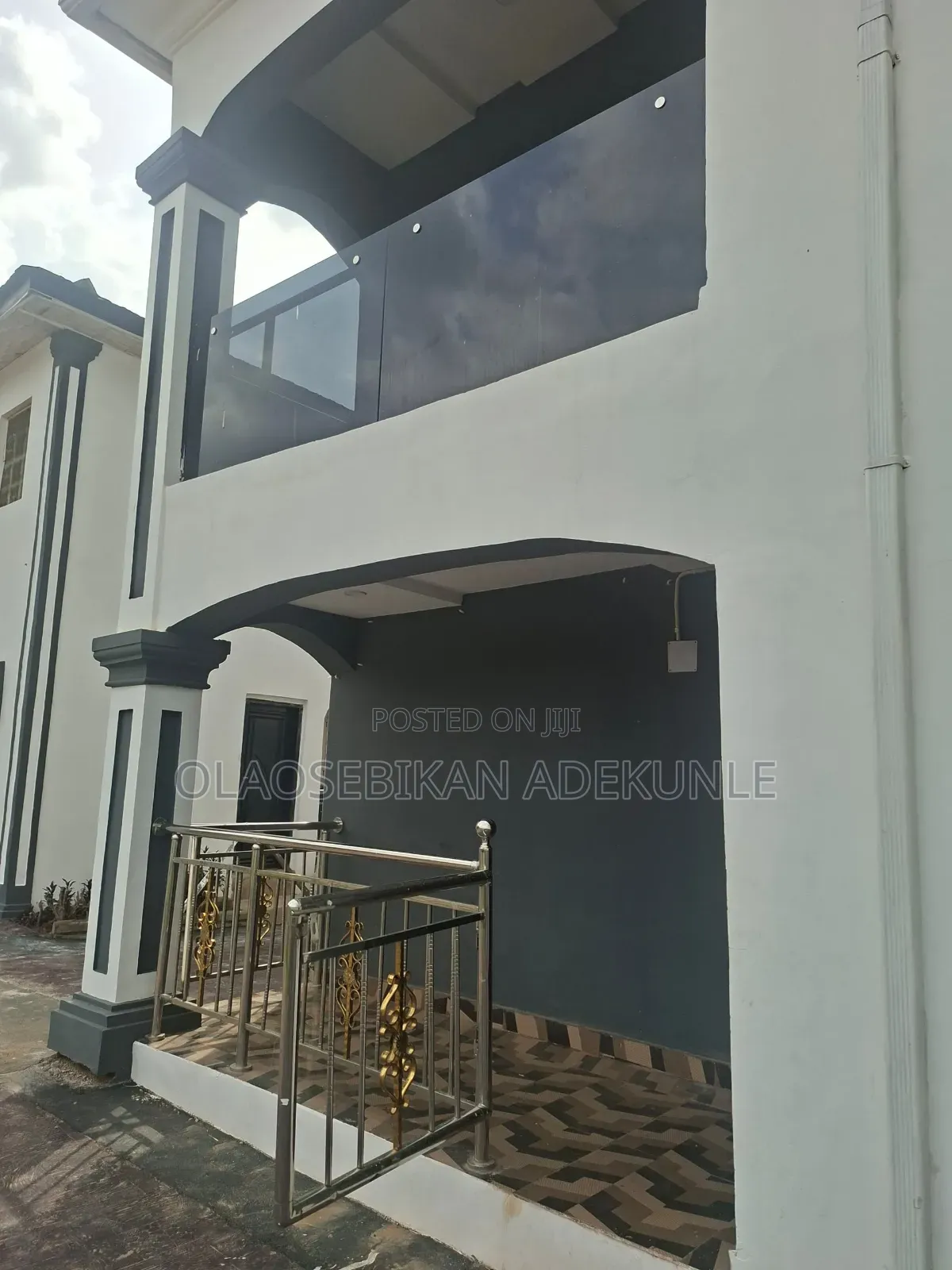 3bdrm Duplex in Akala Estate, Akobo for rent