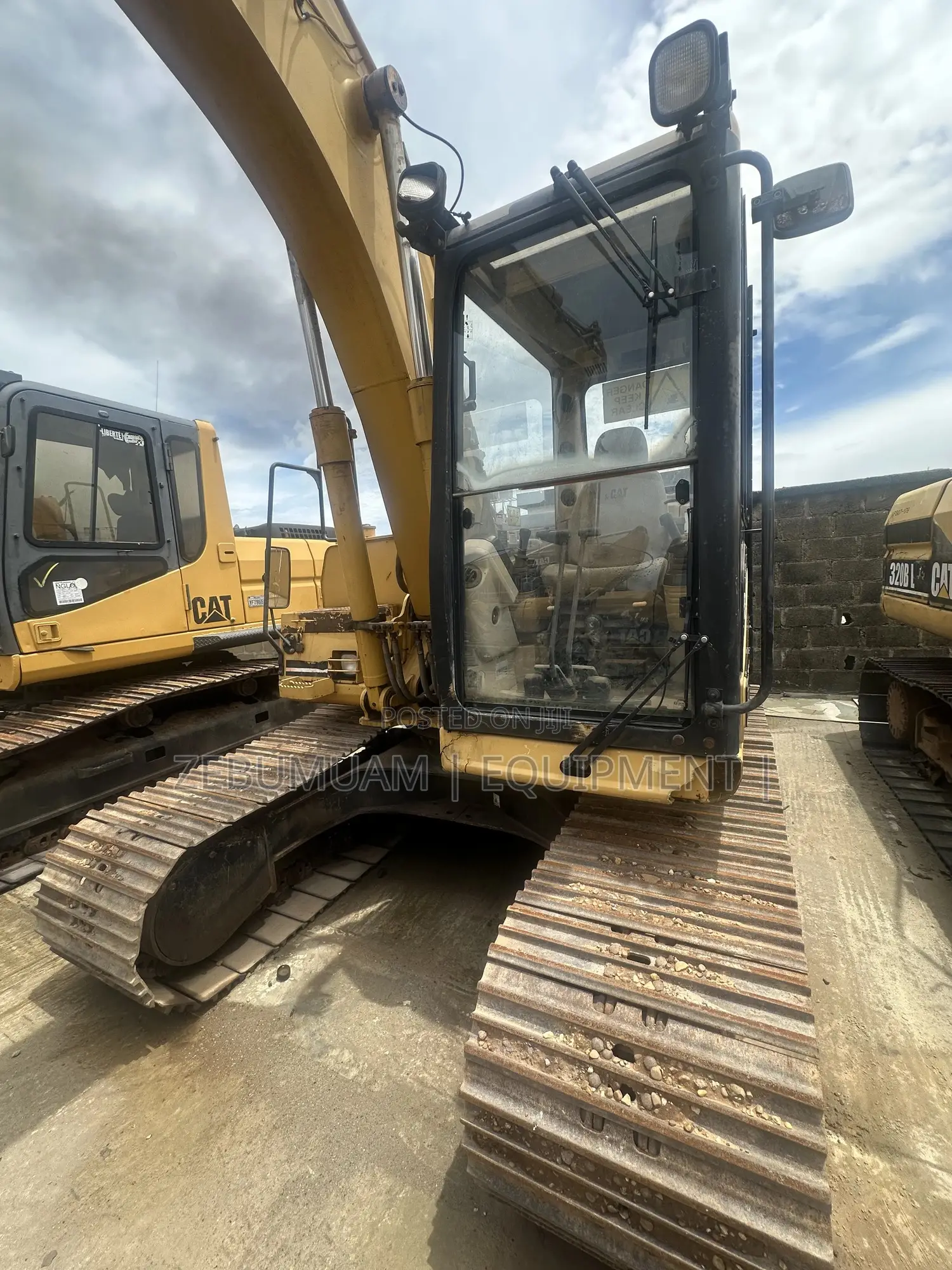 Caterpillar Excavator 312 for Sale: Price 100m Naira