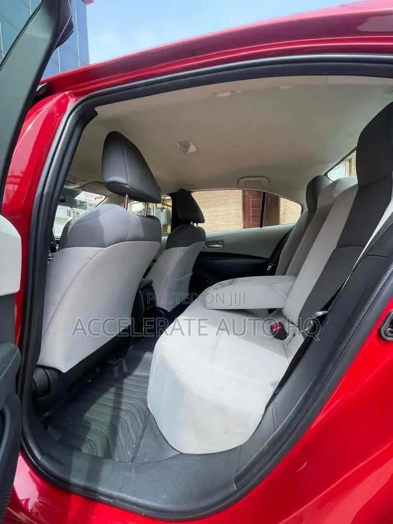 Toyota Corolla LE 2020 Red