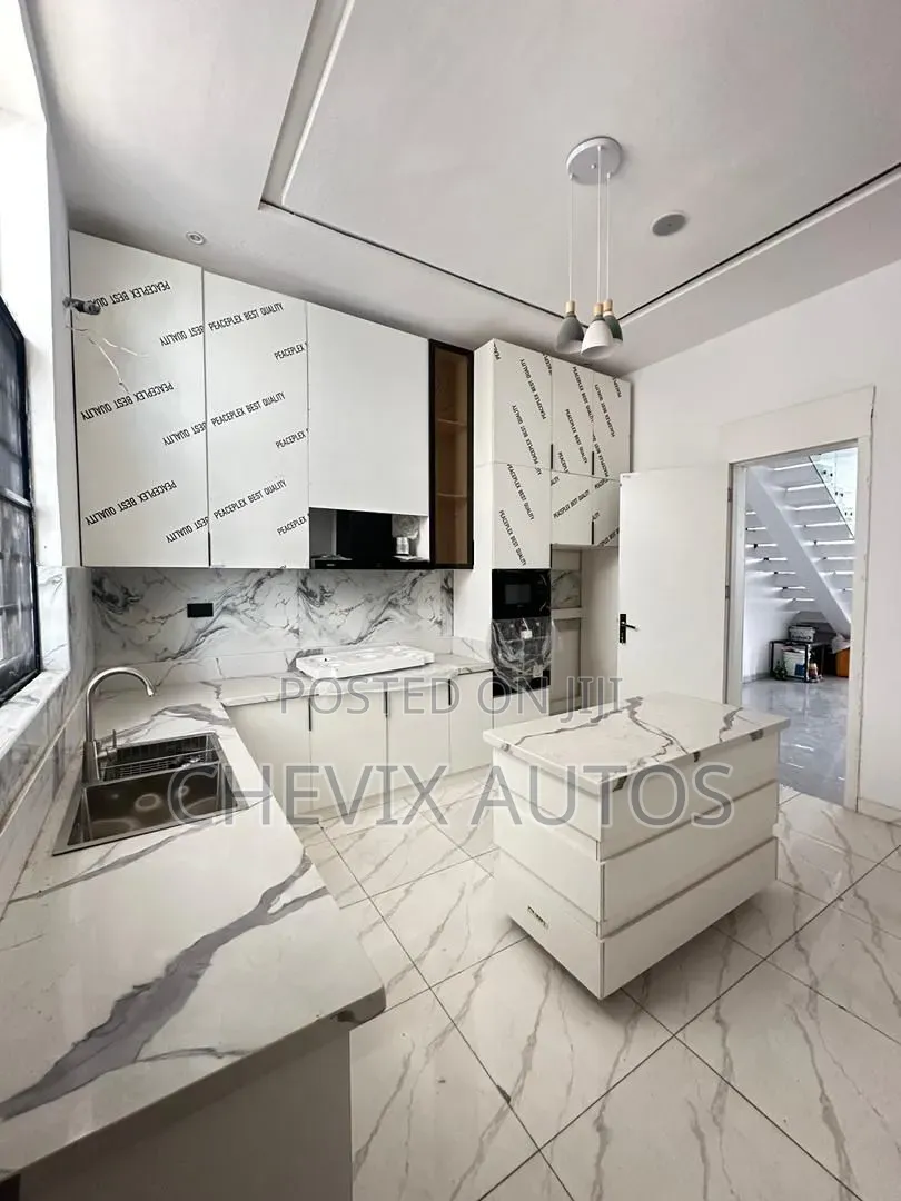 4bdrm Duplex in Lekki Pearl Gardens, Sangotedo for sale