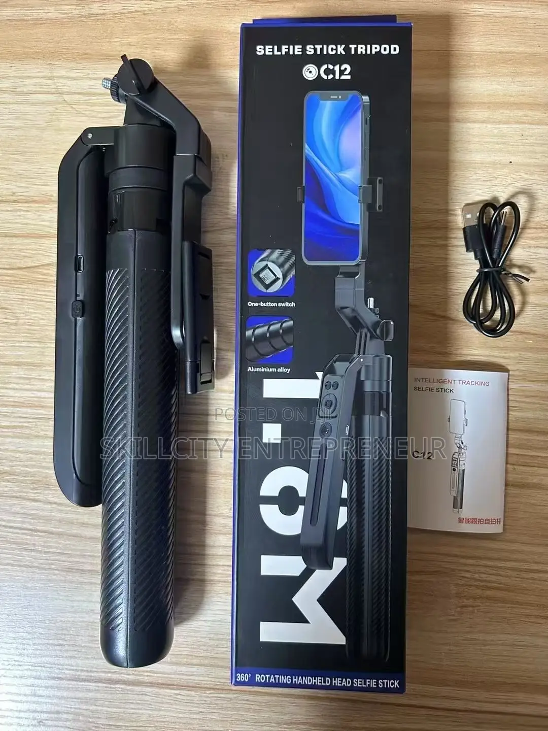 C12 Intelligent Tracking Selfie Stick Quadrapod{4 Legs}