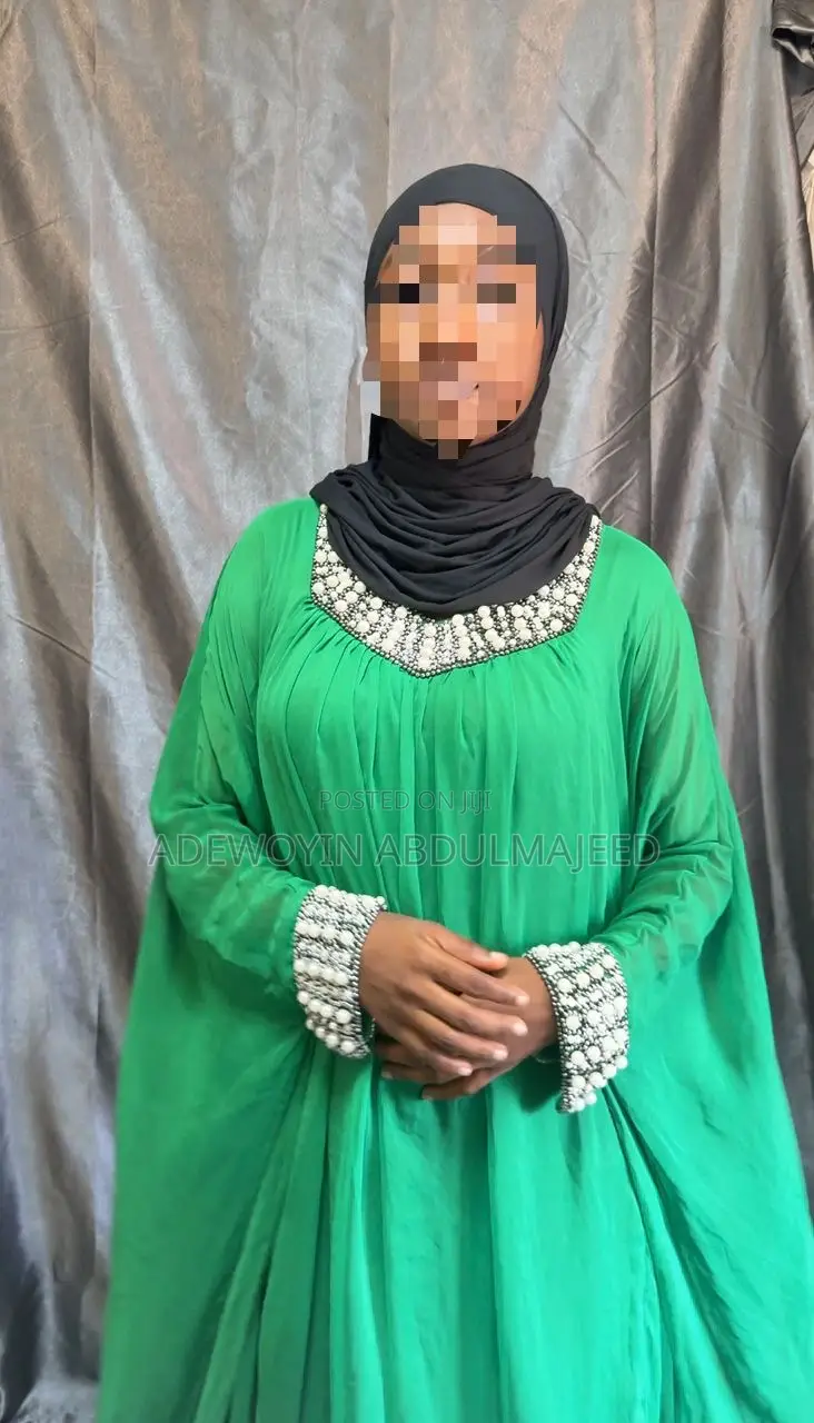 Neat Arabian Kaftan Abaya