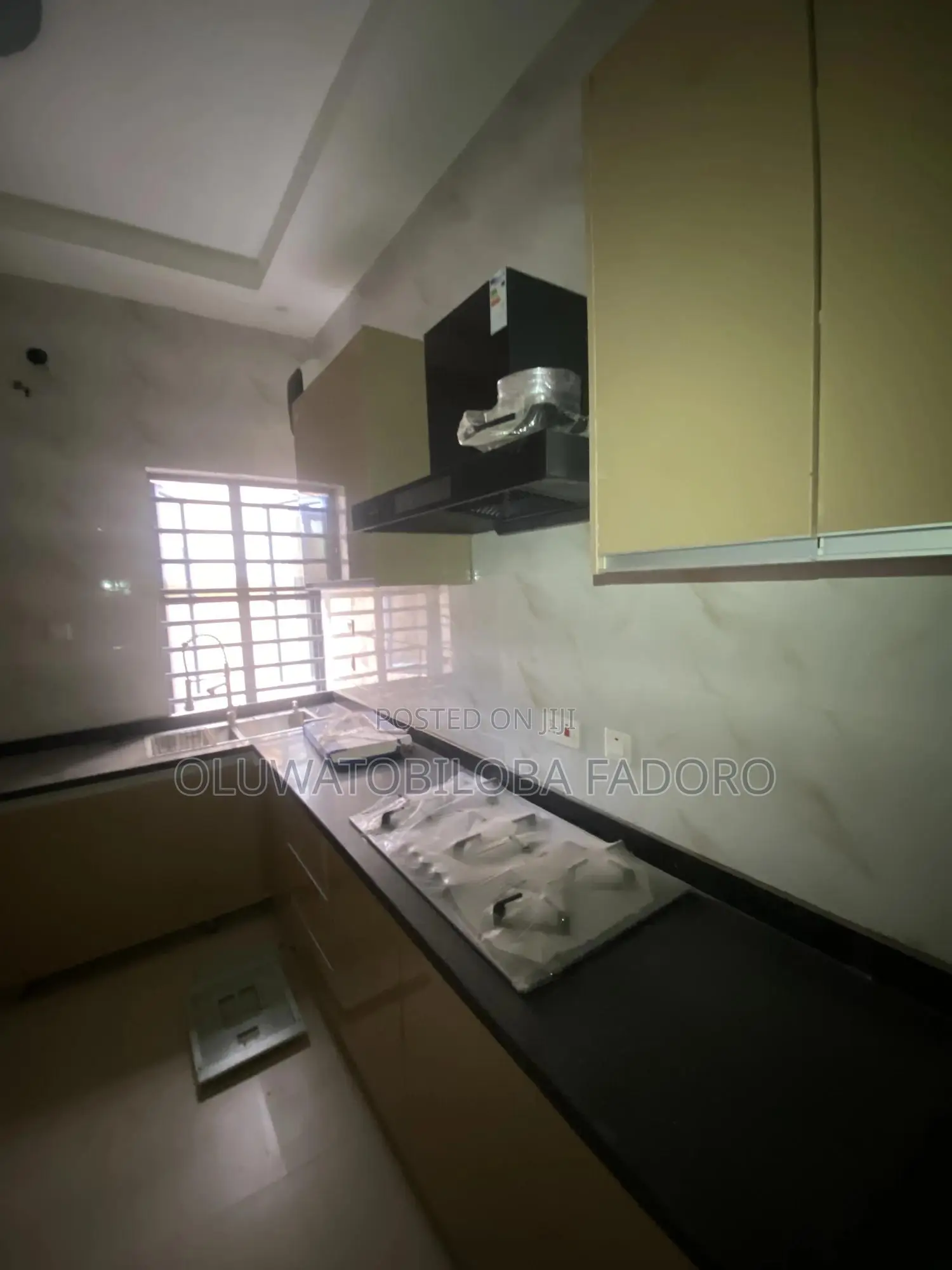 5bdrm Duplex in Abijo Gra for sale