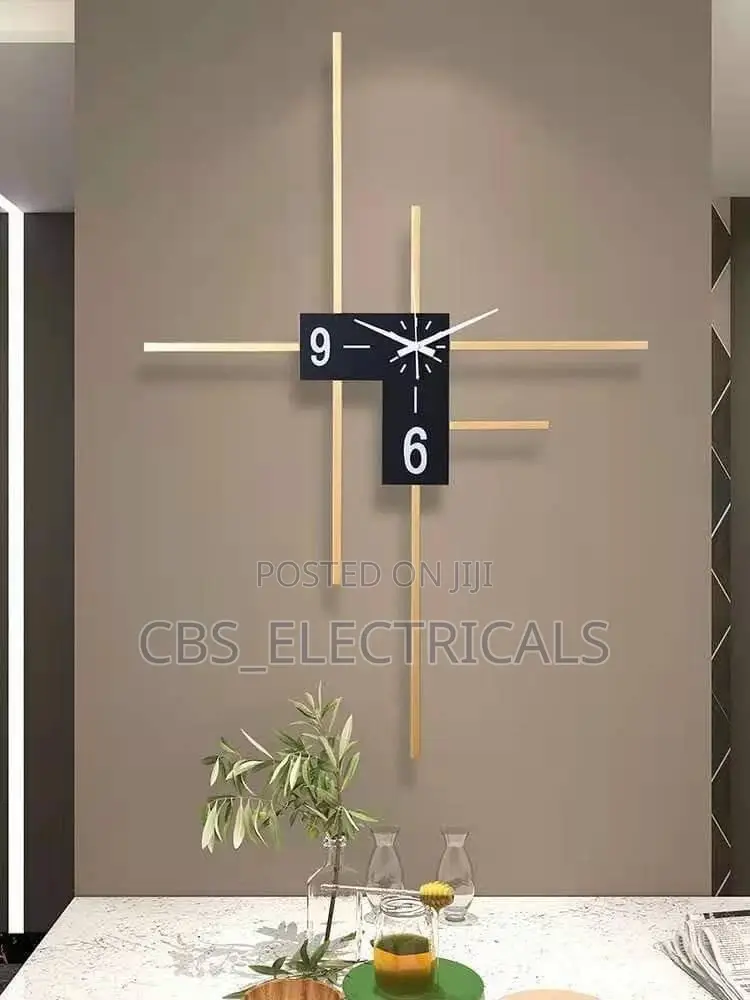 Wall Clock and Lamp