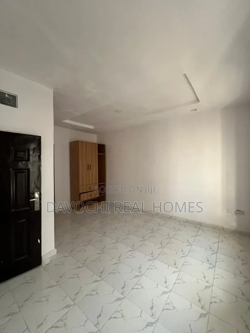 3bdrm Duplex in Ikota for rent