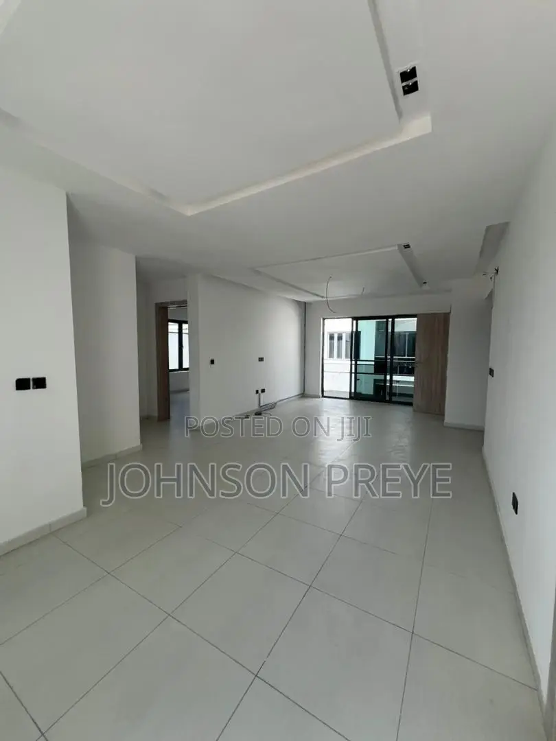3bdrm Apartment in Gbangbala Street for rent