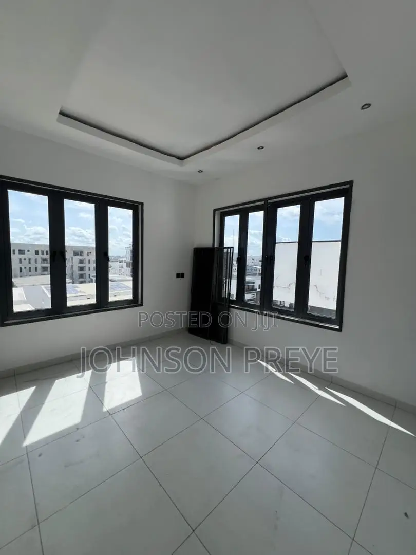 3bdrm Apartment in Gbangbala Street for rent