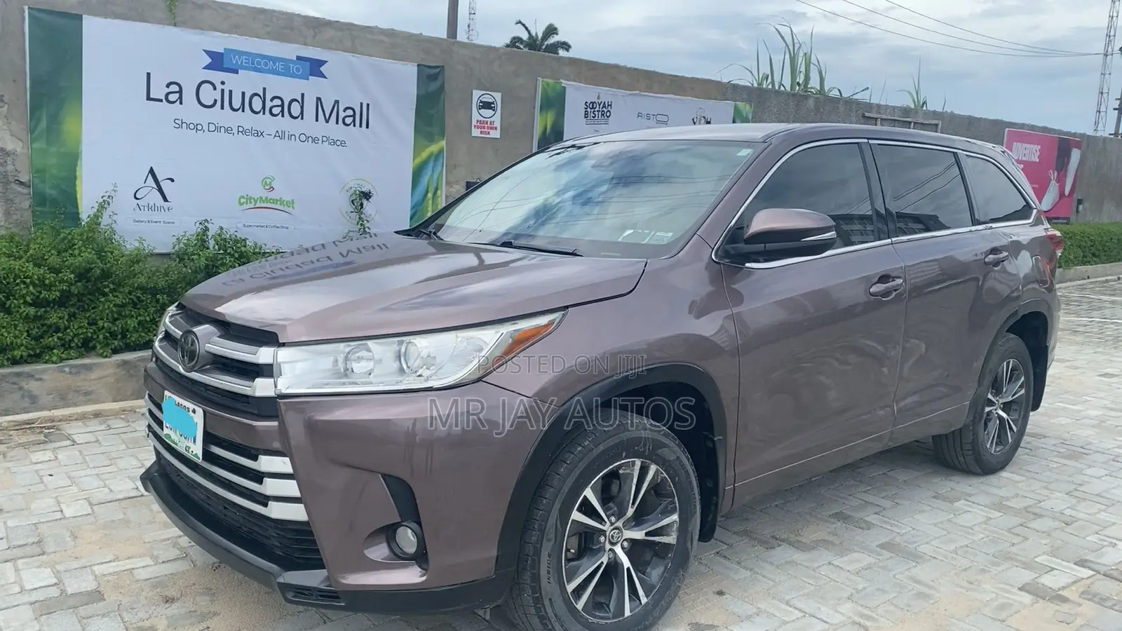 Toyota Highlander 2017 Maroon