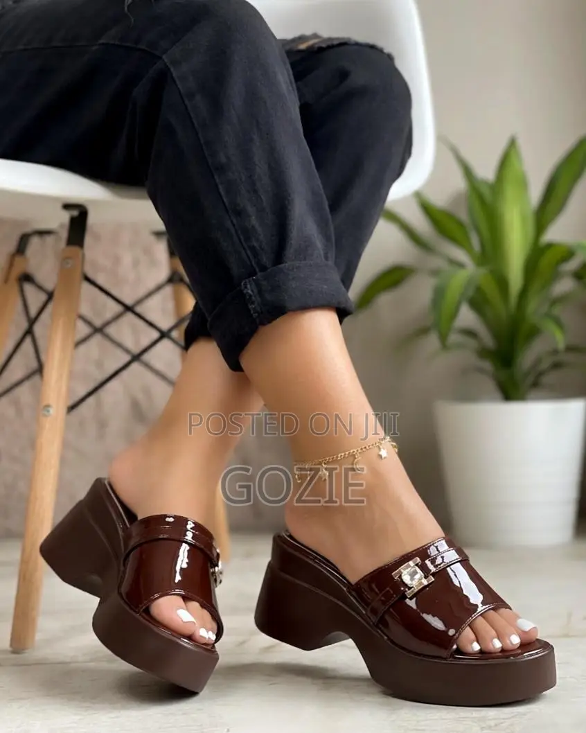Golden Kello Low Wedge Slippers
