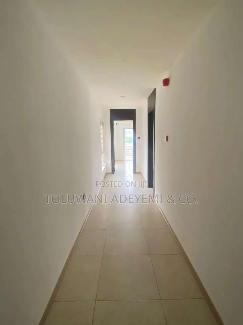 3bdrm Apartment in Ikoyi S.W for rent