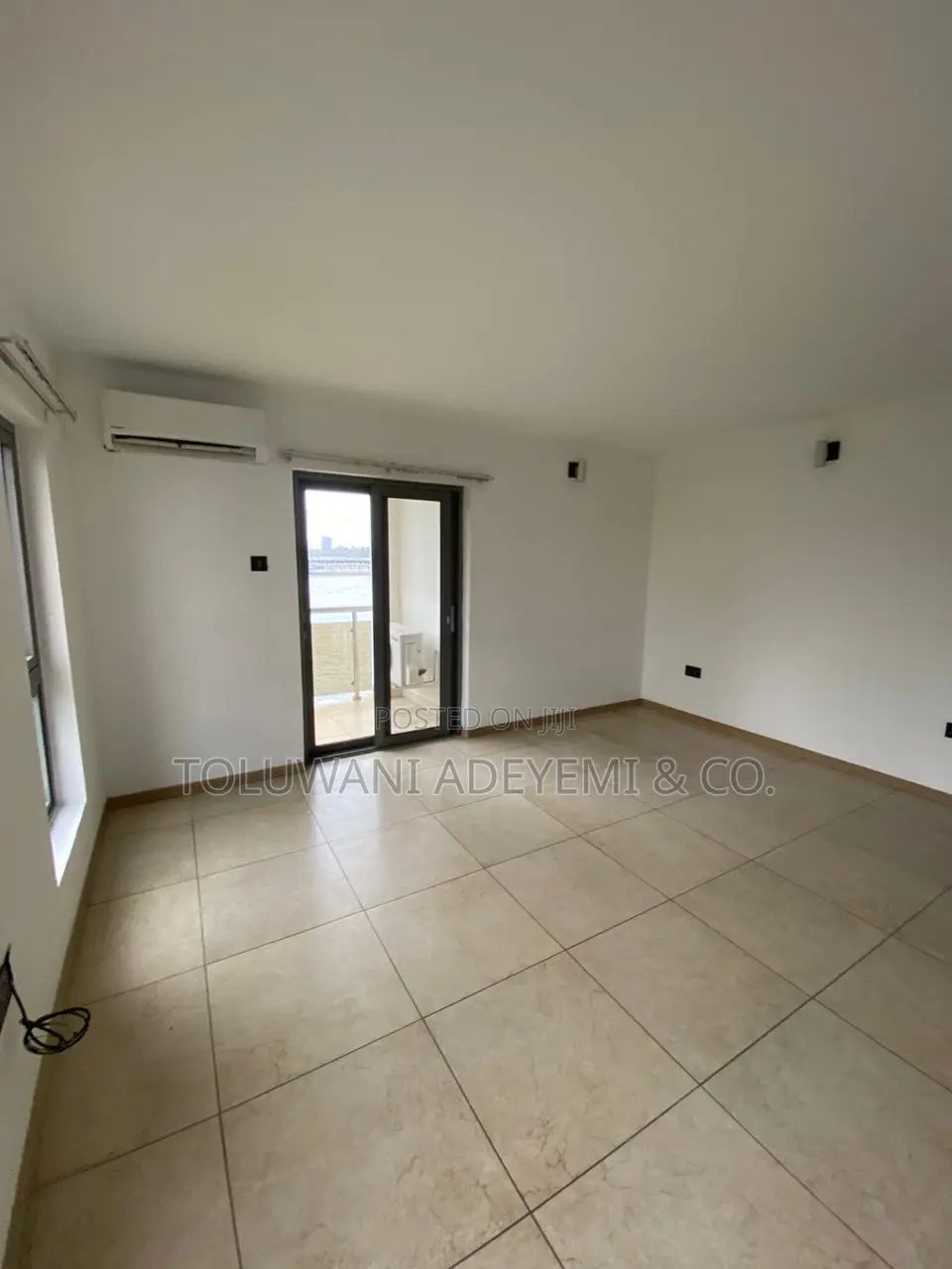 3bdrm Apartment in Ikoyi S.W for rent
