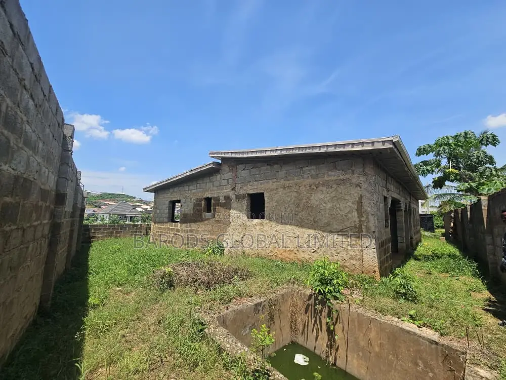 7bdrm House in Magbon. Abeokuta for sale