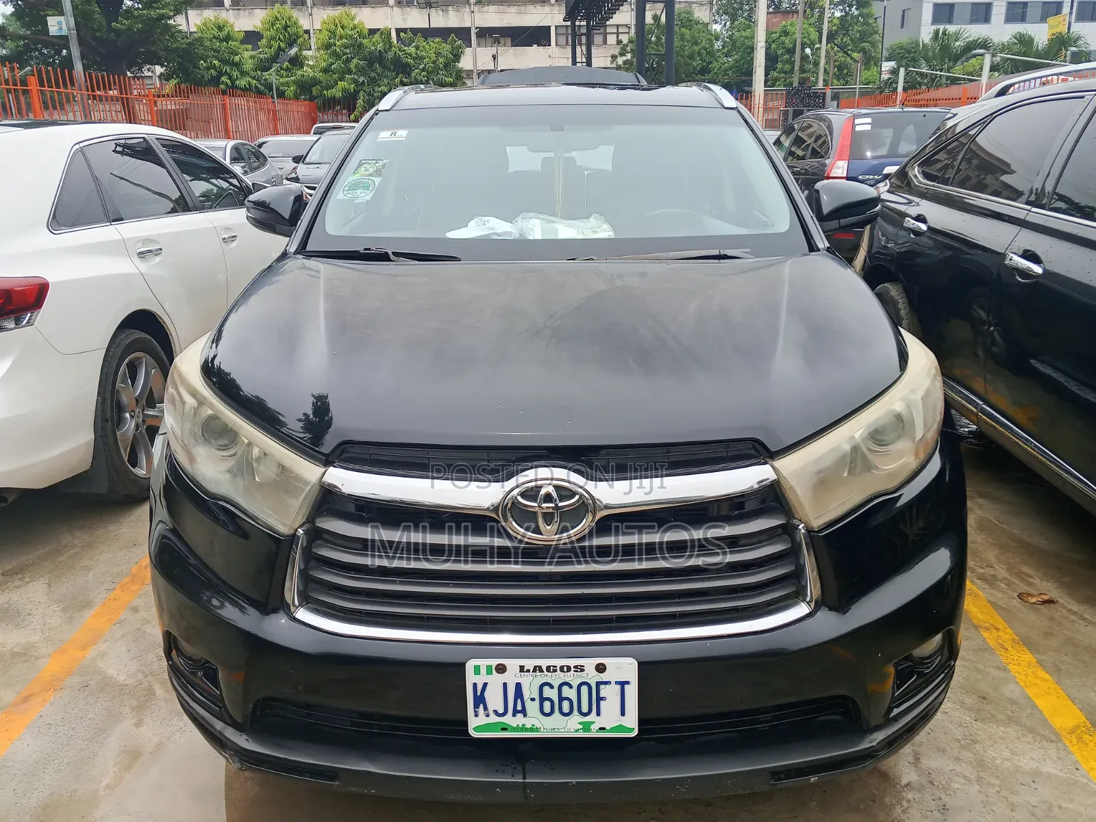 Toyota Highlander XLE V6 4x2 (3.5L 6cyl 6A) 2016 Black