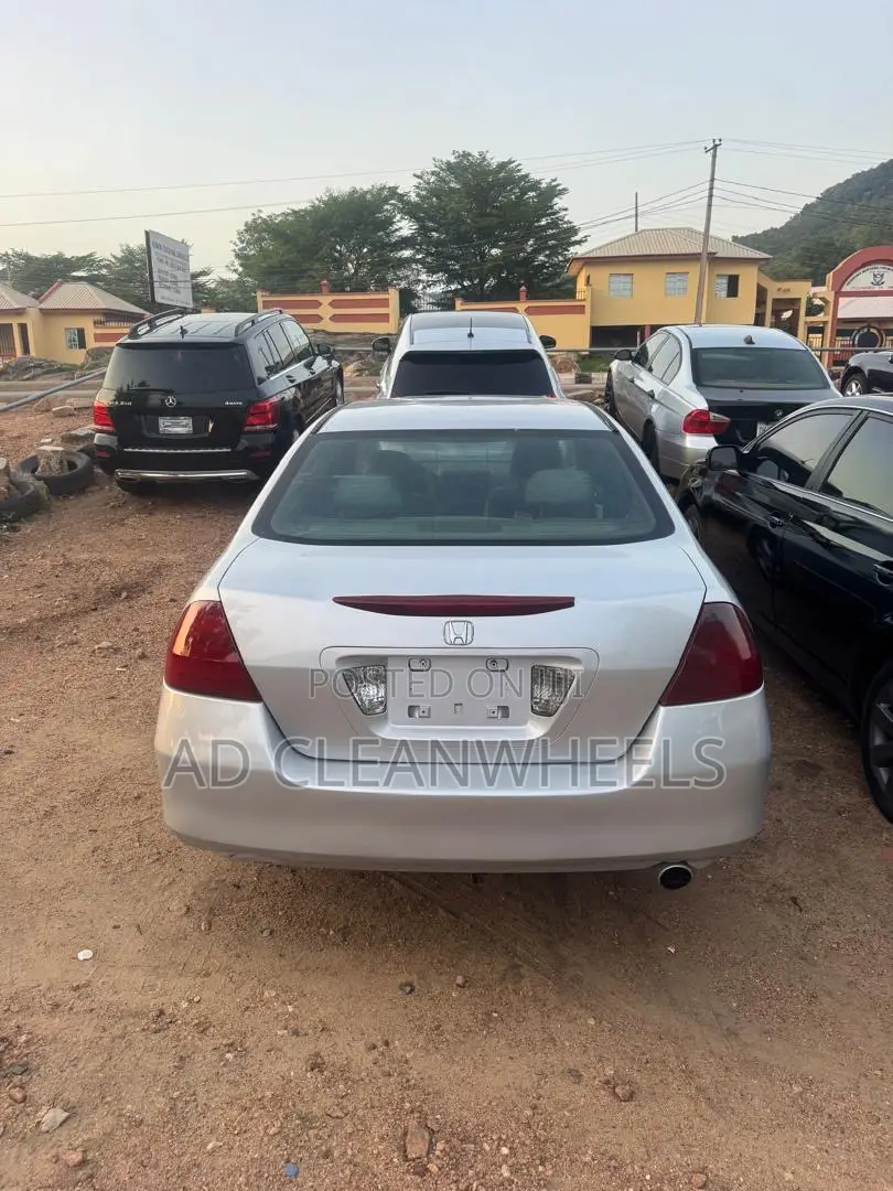 Honda Accord 2.4 2007 Silver