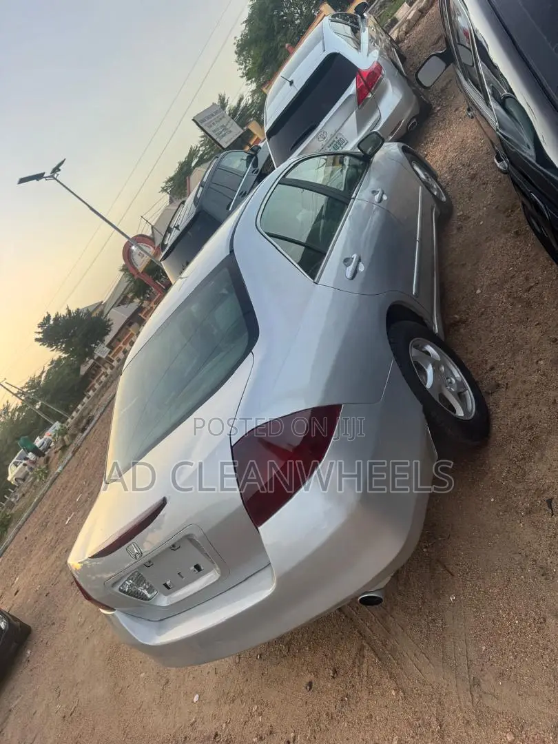 Honda Accord 2.4 2007 Silver