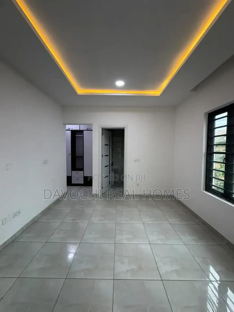 3bdrm Apartment in Lekki Phase 1 for sale