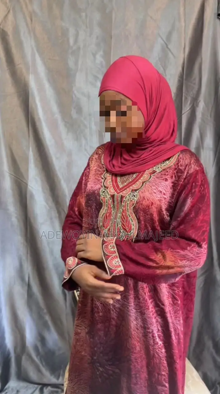 Arabian Wine Kaftan Abaya Length 57/58