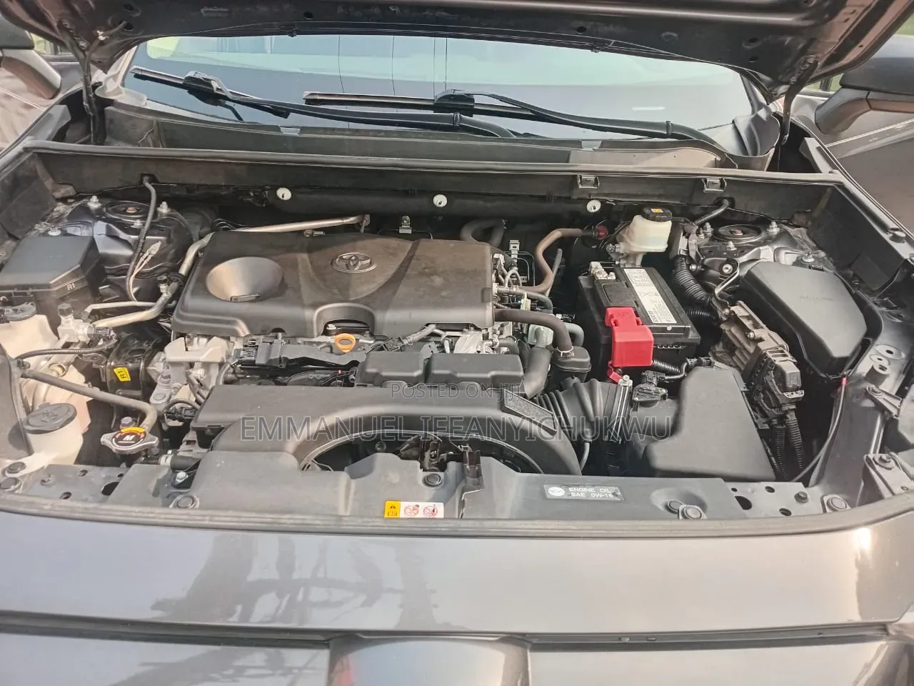Toyota RAV4 XLE AWD 2019 Gray