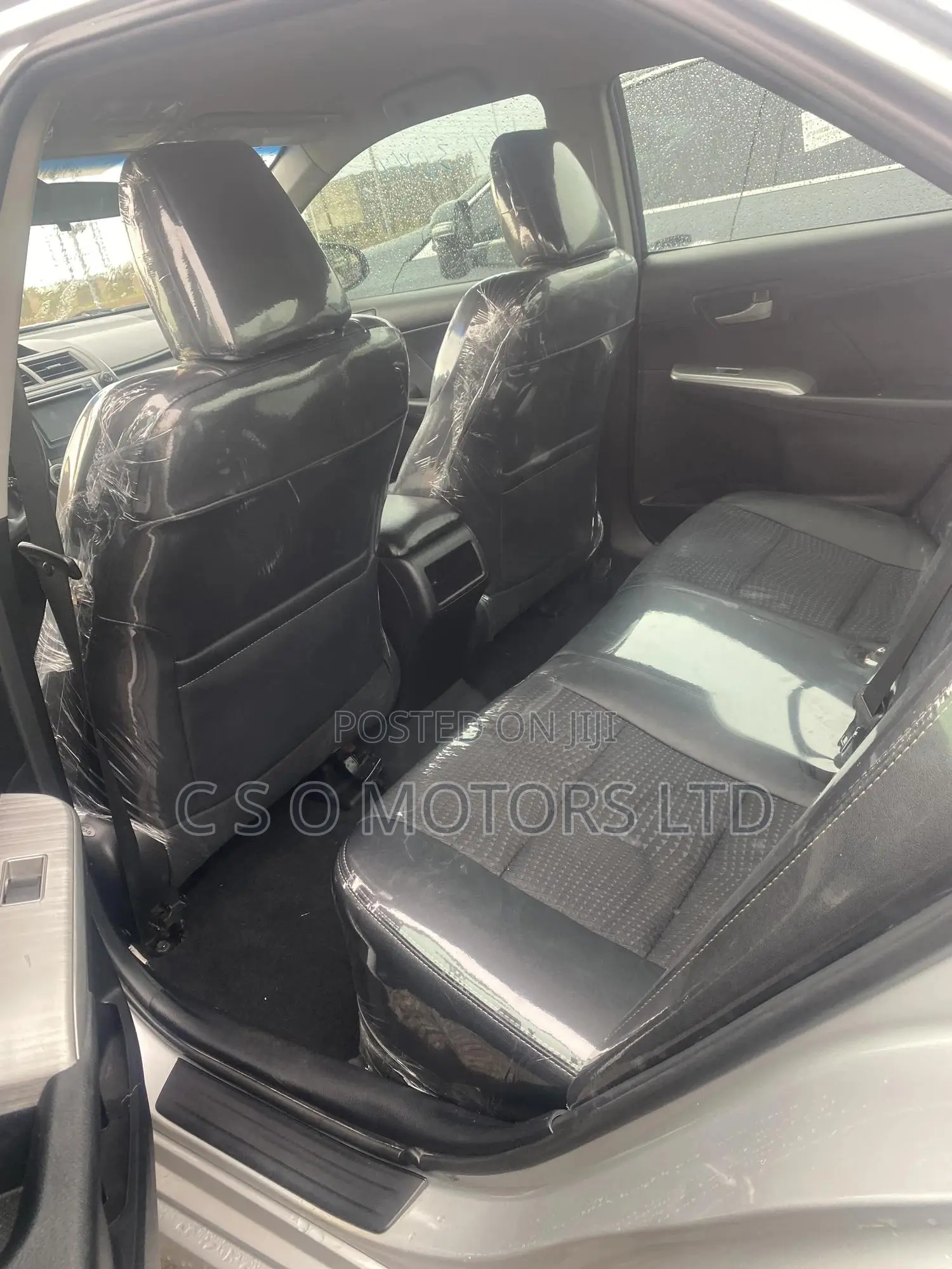 Toyota Camry SE 4dr Sedan (2.5L 4cyl 6A) 2013 Silver