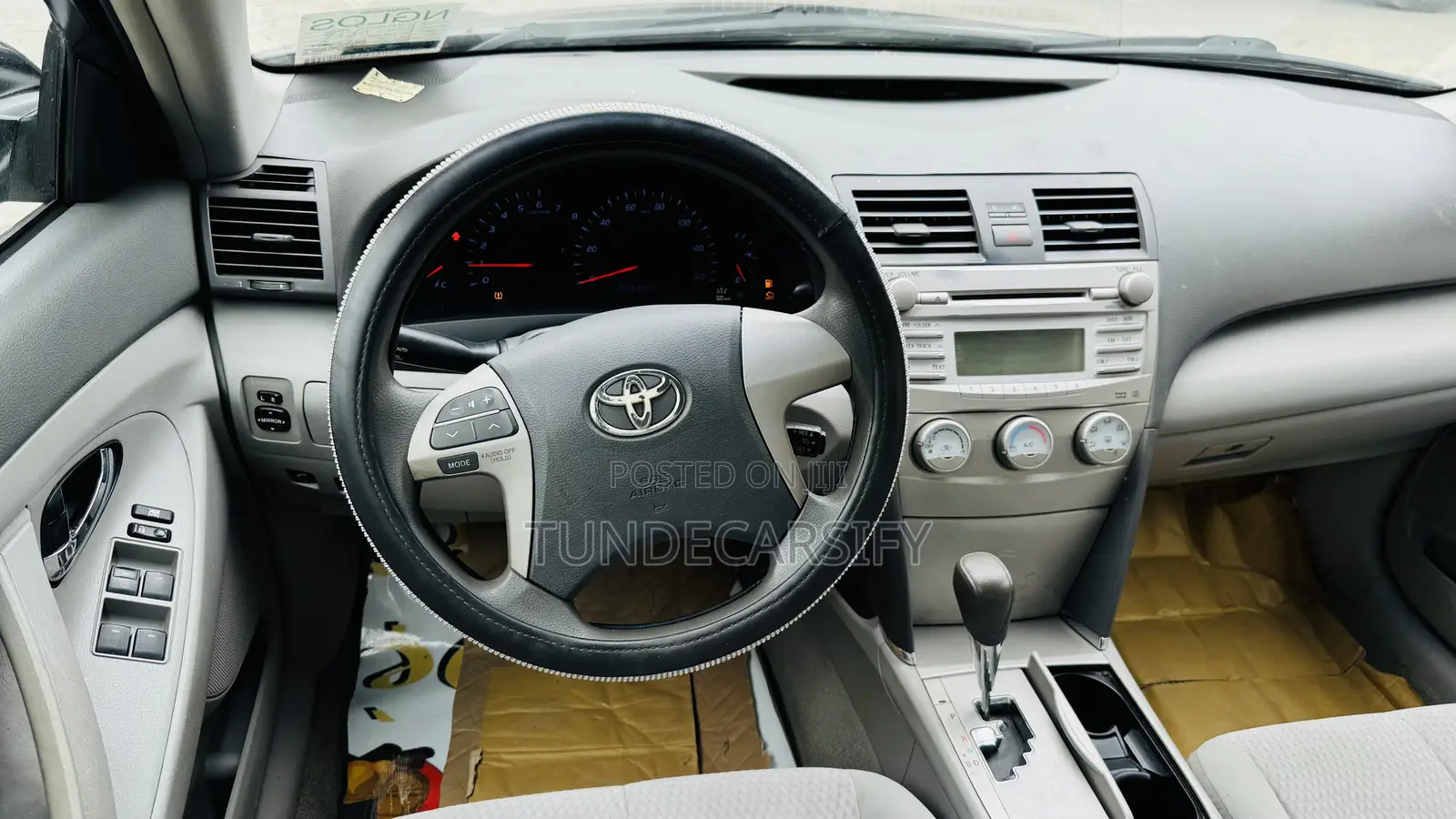 Toyota Camry Base 4dr Sedan (2.5L 4cyl 6M) 2010 Black