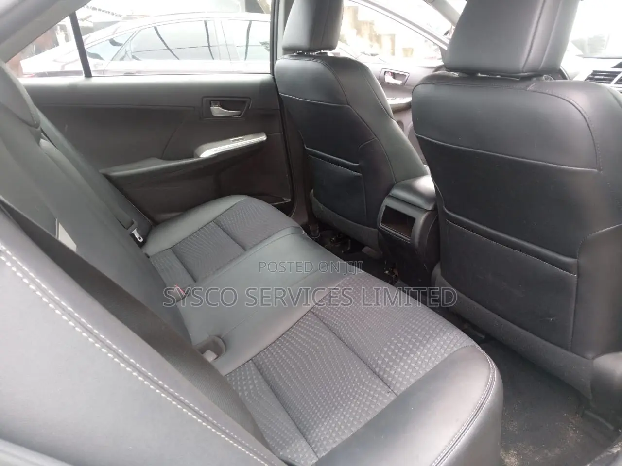 Toyota Camry SE Sport 4dr Sedan (2.5L 4cyl 6A) 2014 White