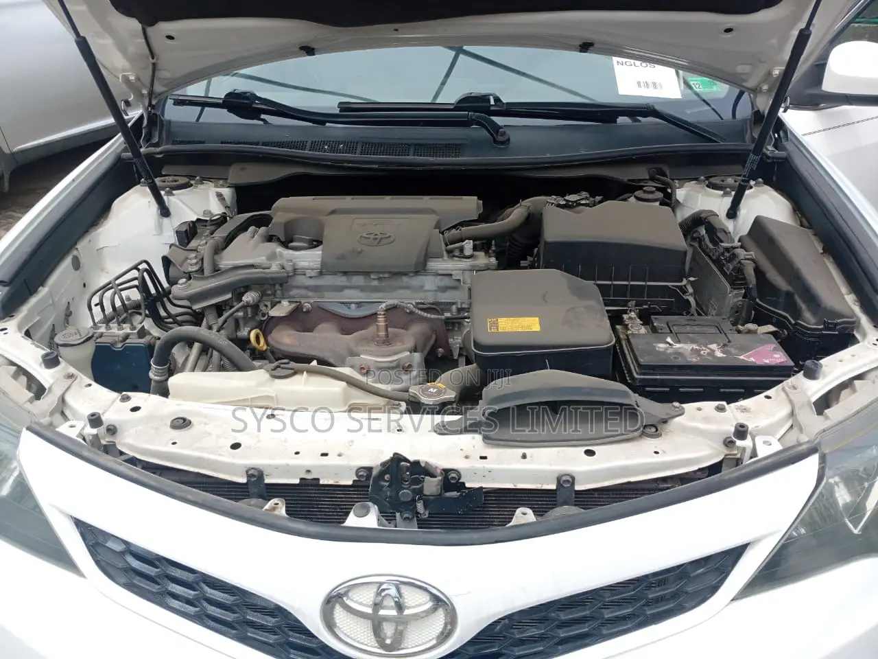 Toyota Camry SE Sport 4dr Sedan (2.5L 4cyl 6A) 2014 White