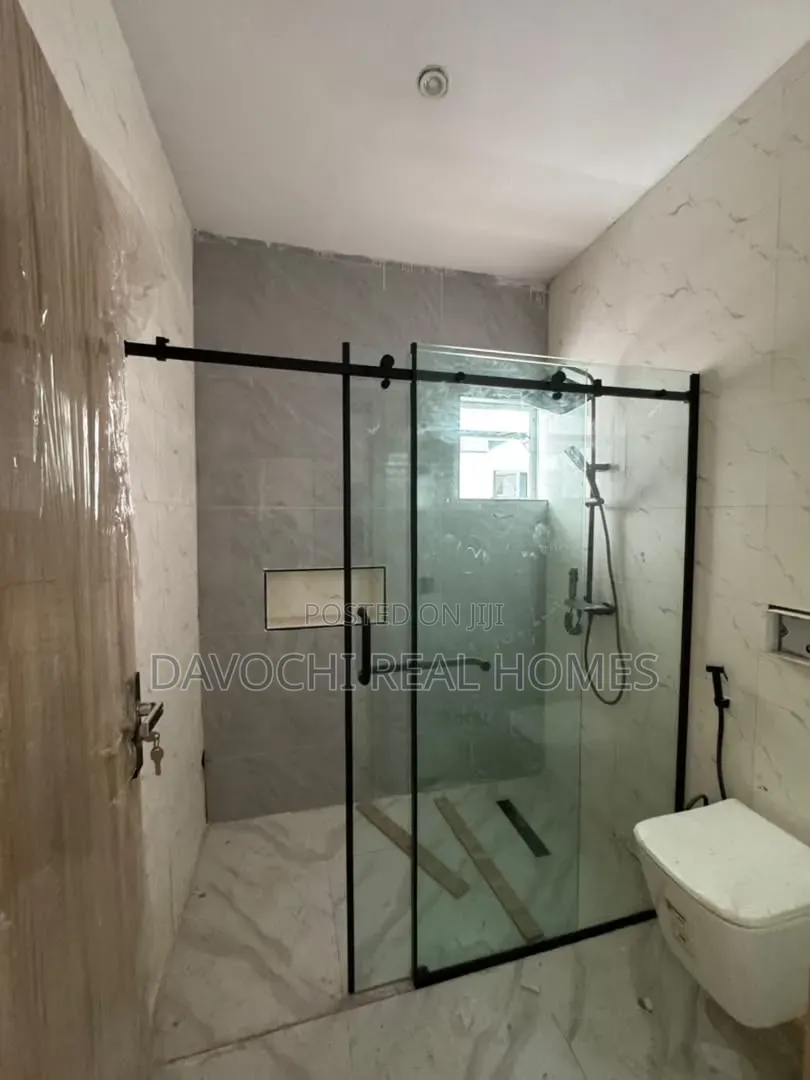 1bdrm Apartment in Ikate for sale