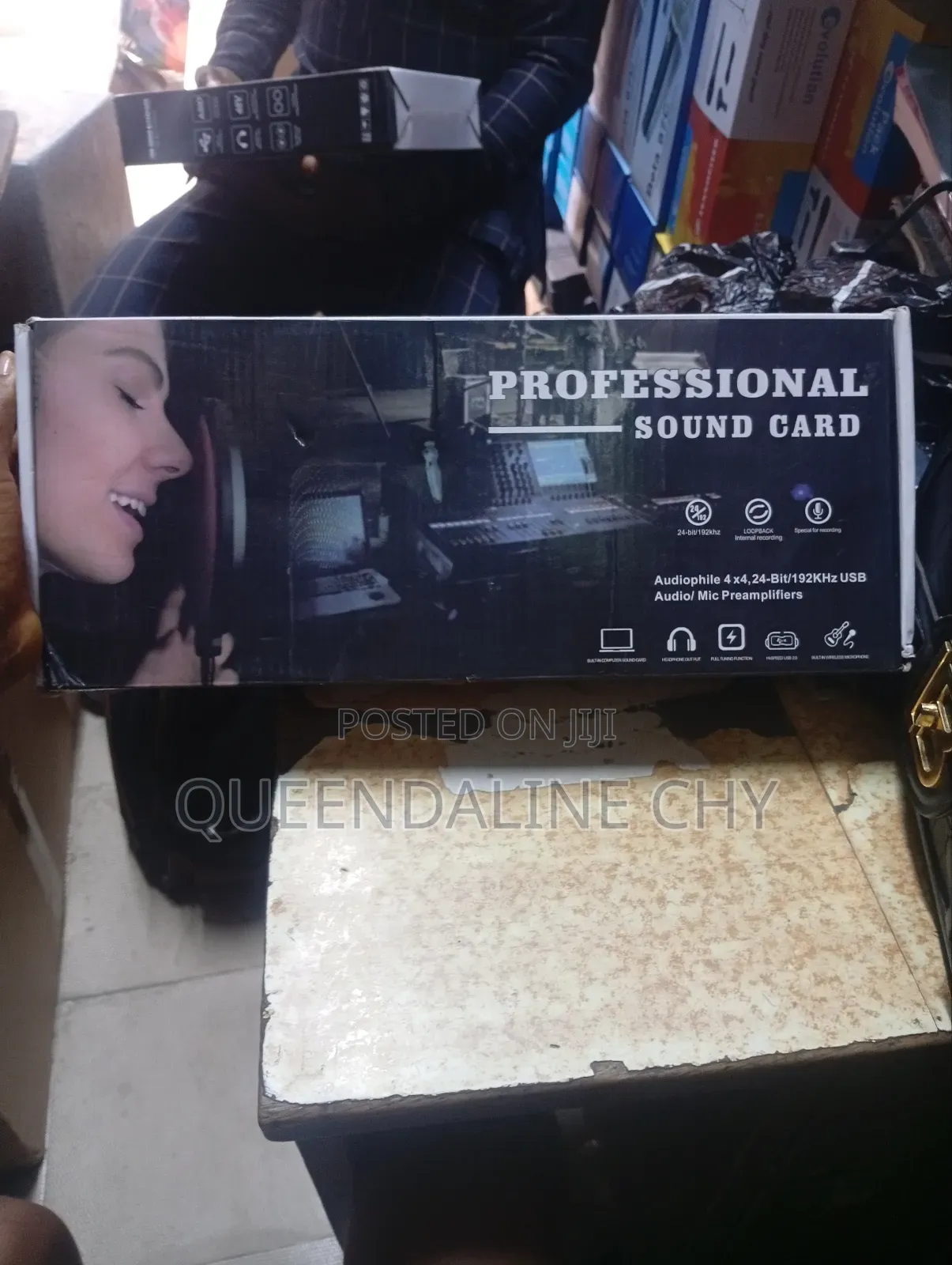 Sound Card (4 in 4 Out)