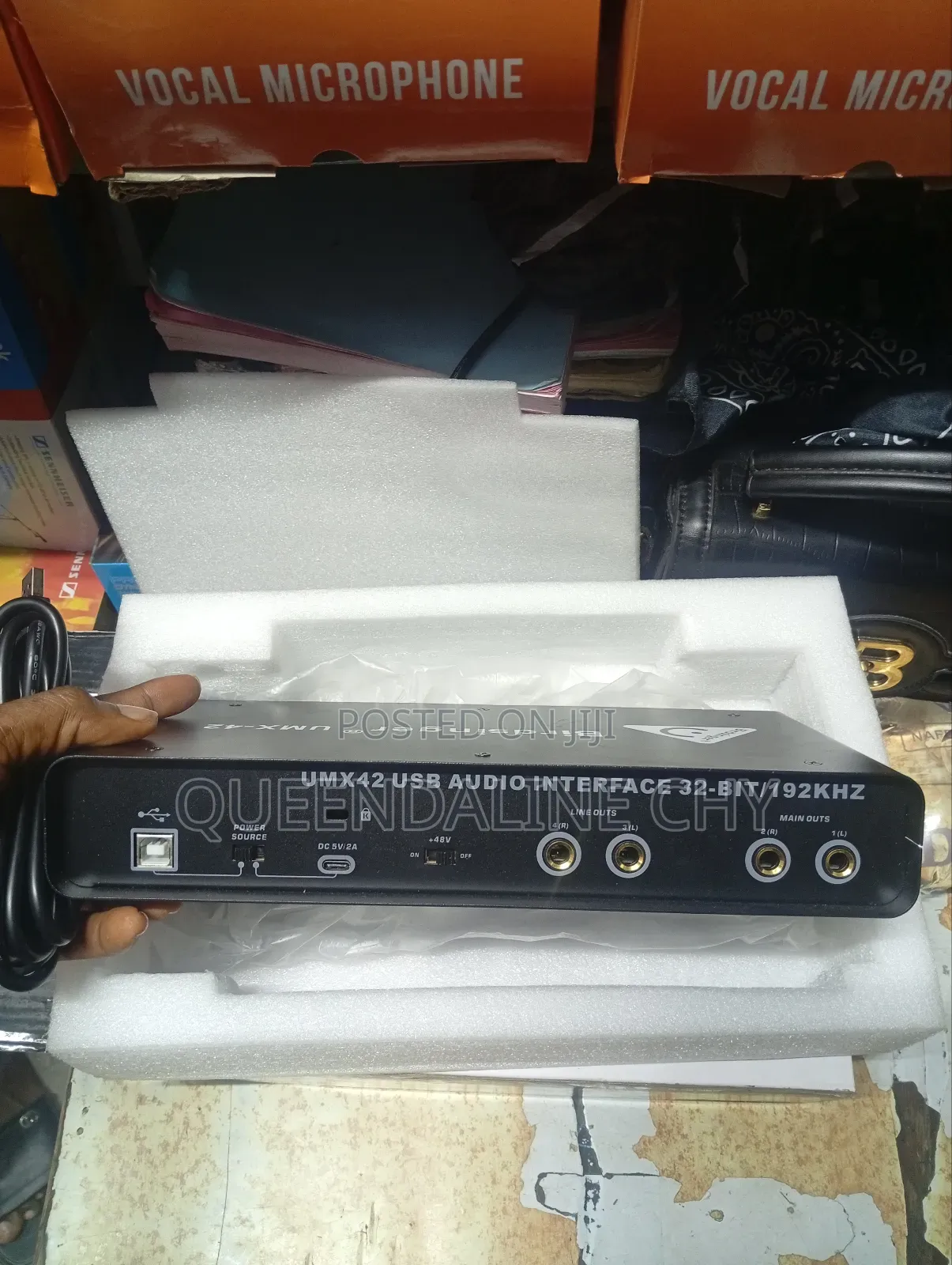 Sound Card (4 in 4 Out)